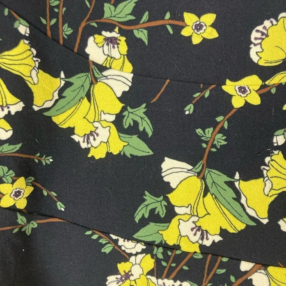 Whimsy Goth NWOT bright floral on black background side zipped skirt